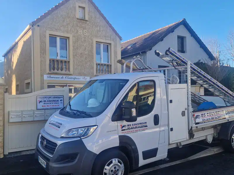 Véhicule de l'entreprise BS Couvreur